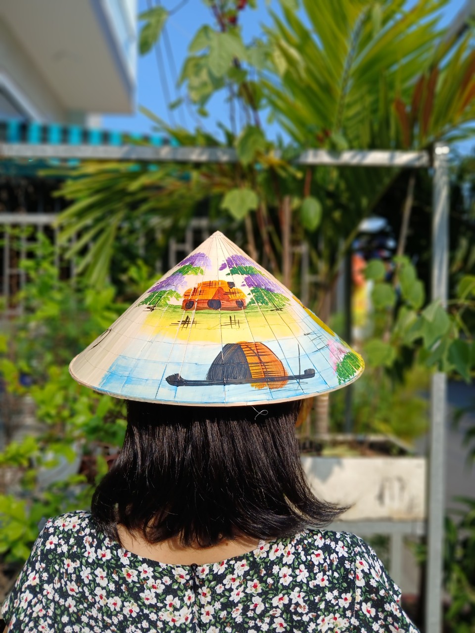 ảnh của sản phẩm Nón lá Huế vẽ trang trí decor phong cách đồng quê -  Nón lá biểu diễn văn nghệ nhiều kích thước số 4