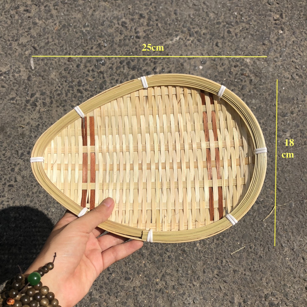 Mẹt Tre Hình Giọt Nước - Dĩa tre đựng đồ chụp ảnh giá 25,000 đang rẻ nhất thị trường