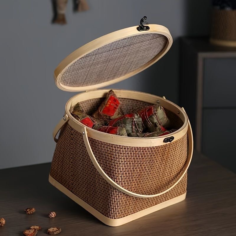 Giỏ trụ bằng tre xinh xắn - Giỏ đựng quà tặng, giỏ đi chơi dã ngoại giá 200,000 đang rẻ nhất thị trường