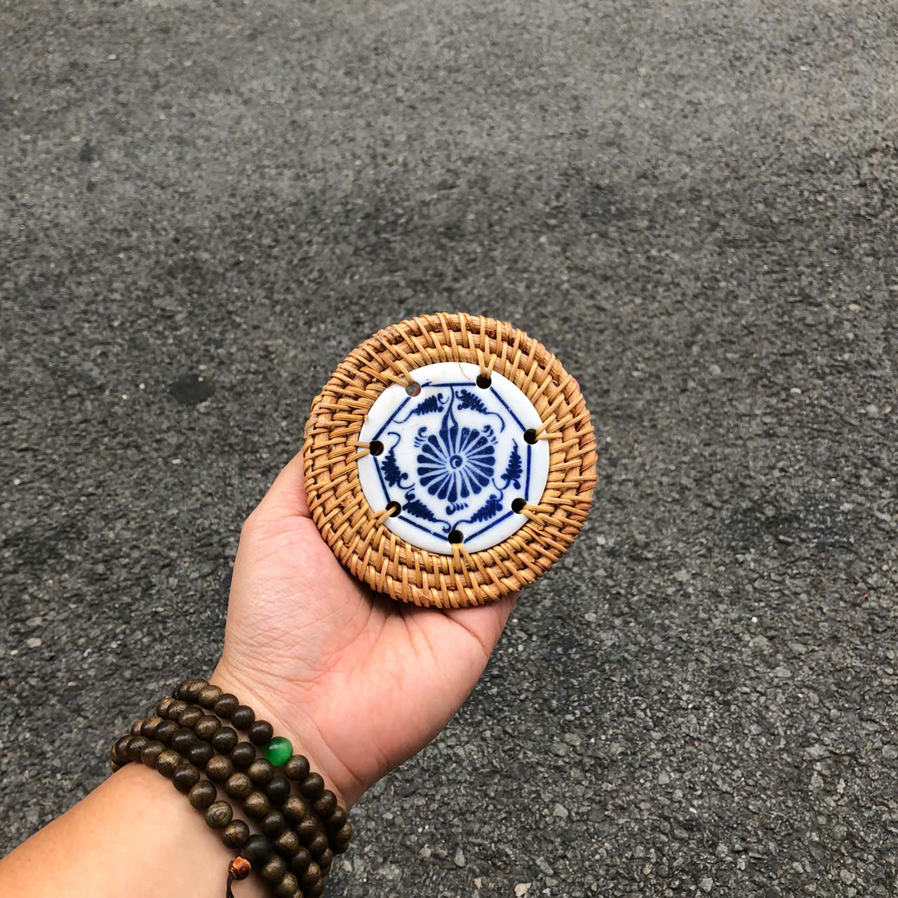 ảnh của sản phẩm Lót mây sứ 9cm làm quà tặng decor xinh xắn (nhiều mẫu) - Ceramic Coaster số 12