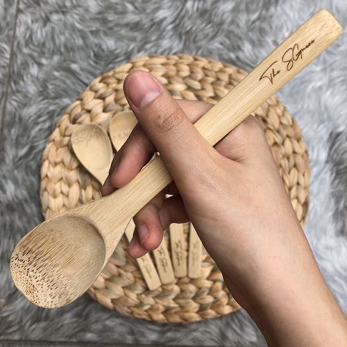 Thanh lý - Muỗng nĩa dao khắc sẵn logo giá 15,000 đang rẻ nhất thị trường
