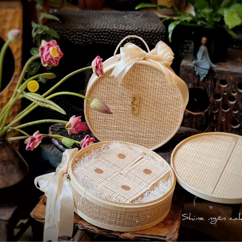 Hộp Bánh Trung Thu Tròn - Hộp Tròn Đựng Bánh (hộp có tag gỗ không kèm nơ) giá 200,000 đang rẻ nhất thị trường