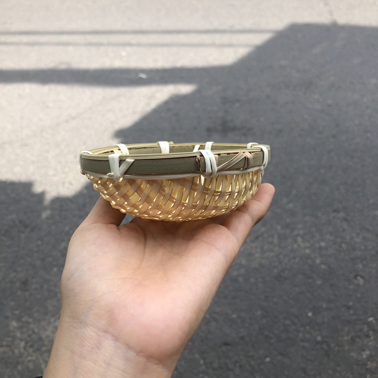 ảnh của sản phẩm Rổ nhỏ decor đựng kẹo/ đồ trang trí - Rổ rá tre nhí mini số 5