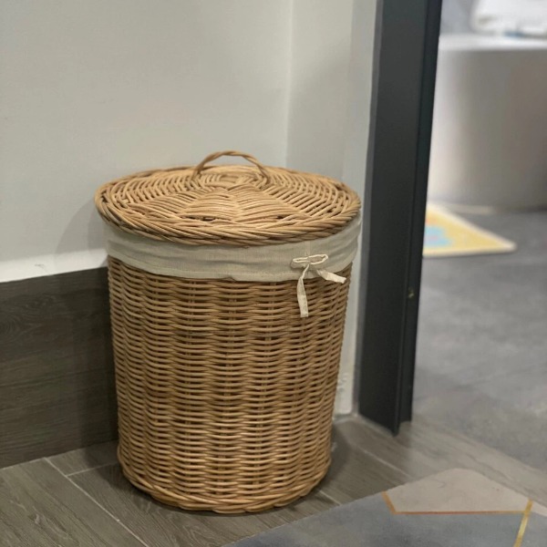 ảnh của sản phẩm Thùng Sọt Mây - Thùng Rác Mây để toilet có lót nắp và lót vải số 5
