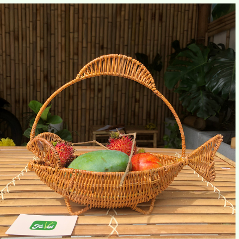 Rổ mây trang trí decor hình con cá đựng trái cây/ bánh kẹo giá 100,000 đang rẻ nhất thị trường