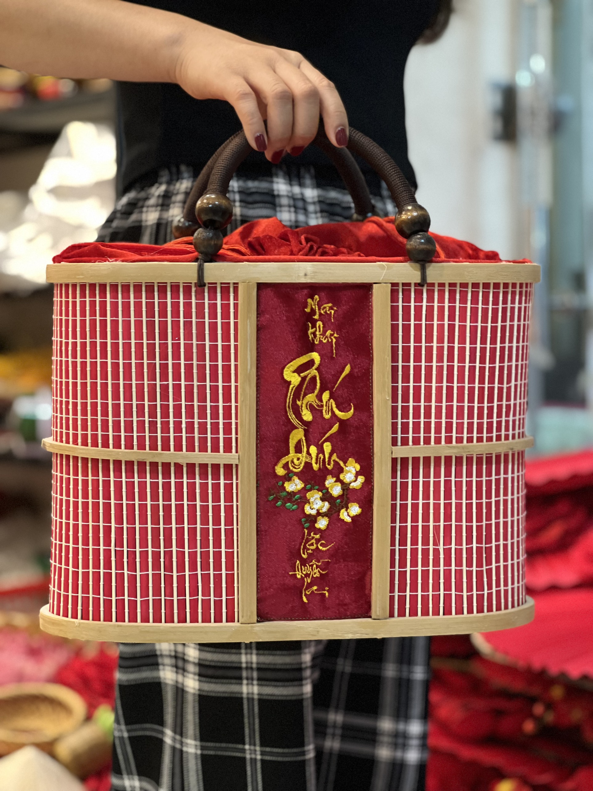 Hộp đựng quà Tết cao cấp - Giỏ mành tre cao cấp đựng quà tặng giá 499,000 đang rẻ nhất thị trường