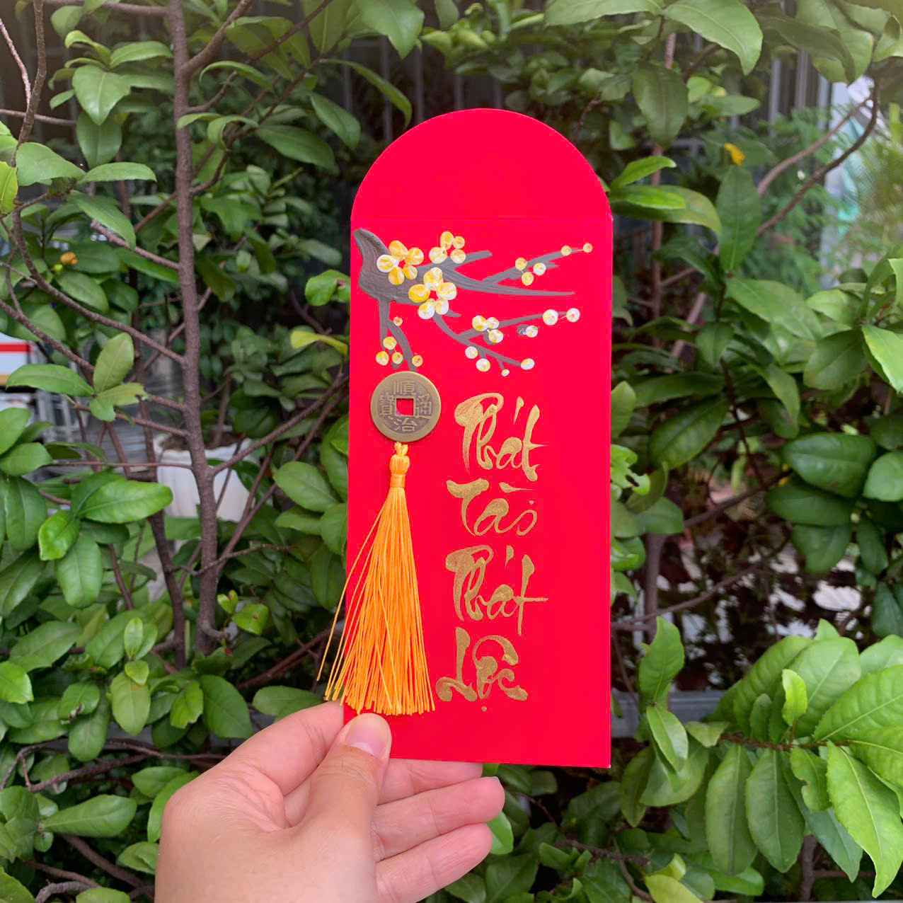 Bao lì xì đỏ mừng thọ/ mừng tuổi chữ viết tay Thư Pháp câu chúc có đồng xu may mắn giá 20,000 đang rẻ nhất thị trường