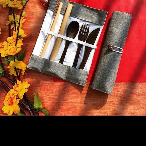 Bộ muỗng nĩa dao gỗ mun - Ebony Cutlery Set giá 89,000 đang rẻ nhất thị trường