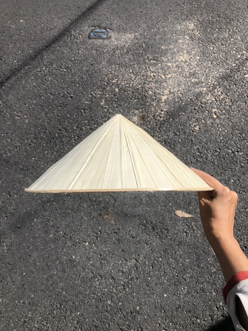 ảnh của sản phẩm Nón lá mini trang trí phong cách đồng quê - Nón lá decor đủ kích thước số 11