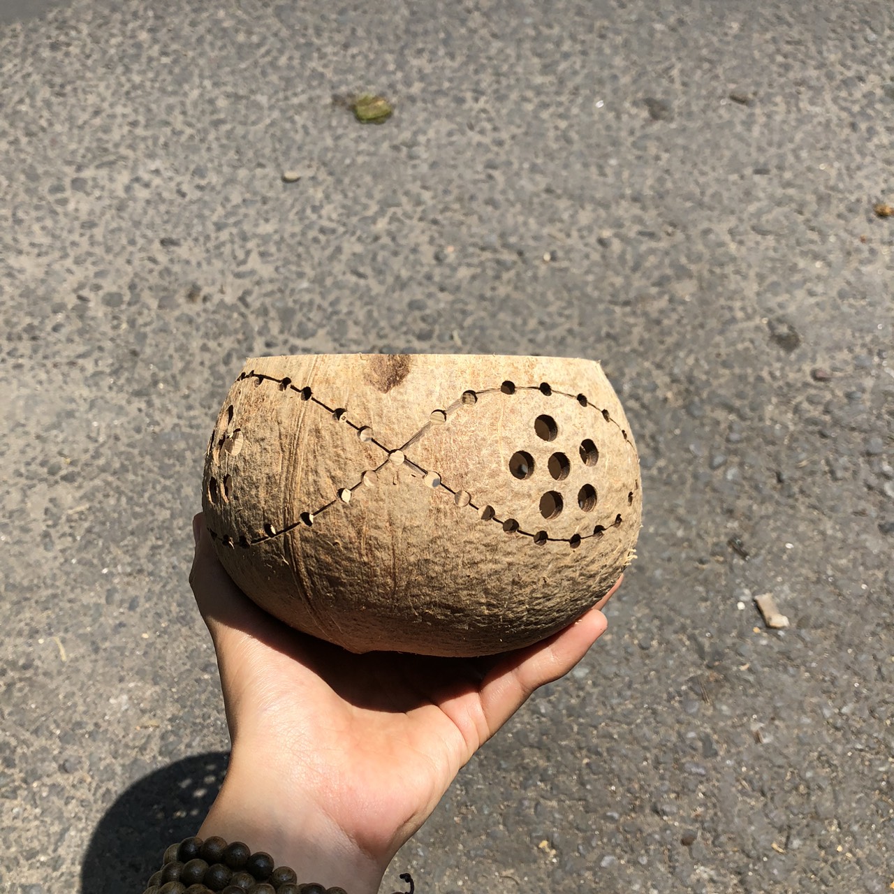 ảnh của sản phẩm Lồng Đèn Trung Thu Gáo Dừa - Gáo dừa làm lồng đèn (tặng kèm dây + nến) số 4