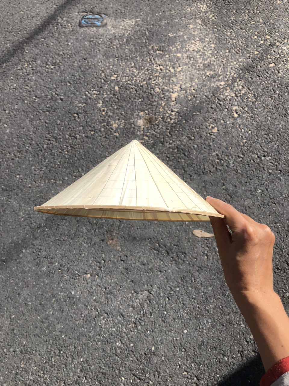 ảnh của sản phẩm Nón lá Huế trang trí deco phong cách đồng quê - Nón lá biểu diễn văn nghệ nhiều kích thước số 10