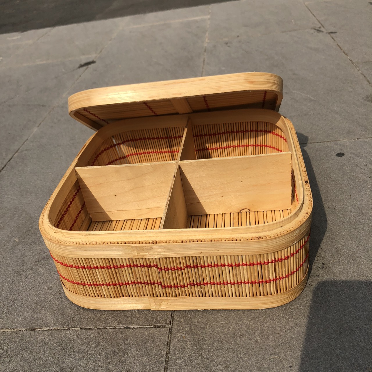 ảnh của sản phẩm Hộp mành tre đựng quà tặng - Giỏ đựng quà số 9