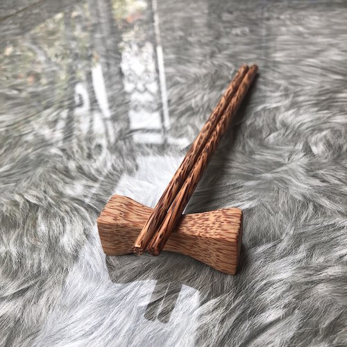 ảnh của sản phẩm Gác đũa gỗ dừa - Kê Đũa Thìa Muỗng Đẹp - Chopstick Holder số 5