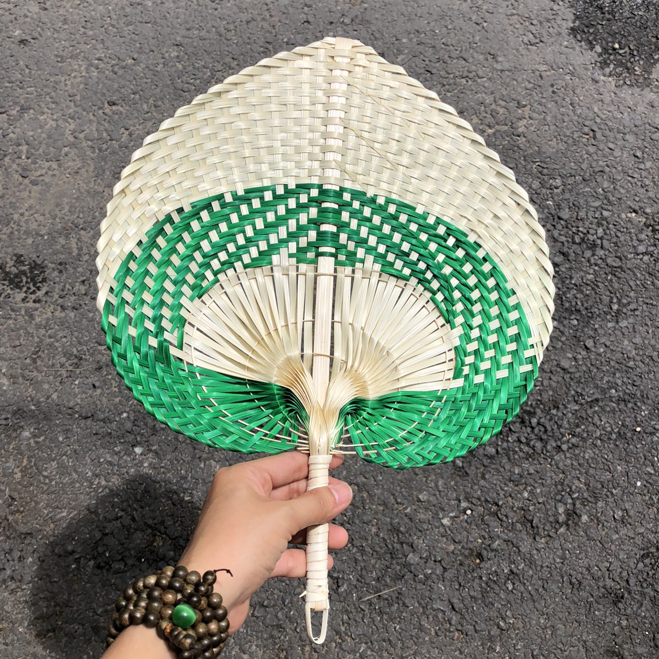 ảnh của sản phẩm Quạt Nan- Quạt Cầm Tay Đan Thủ Công Decor / Treo tường số 13