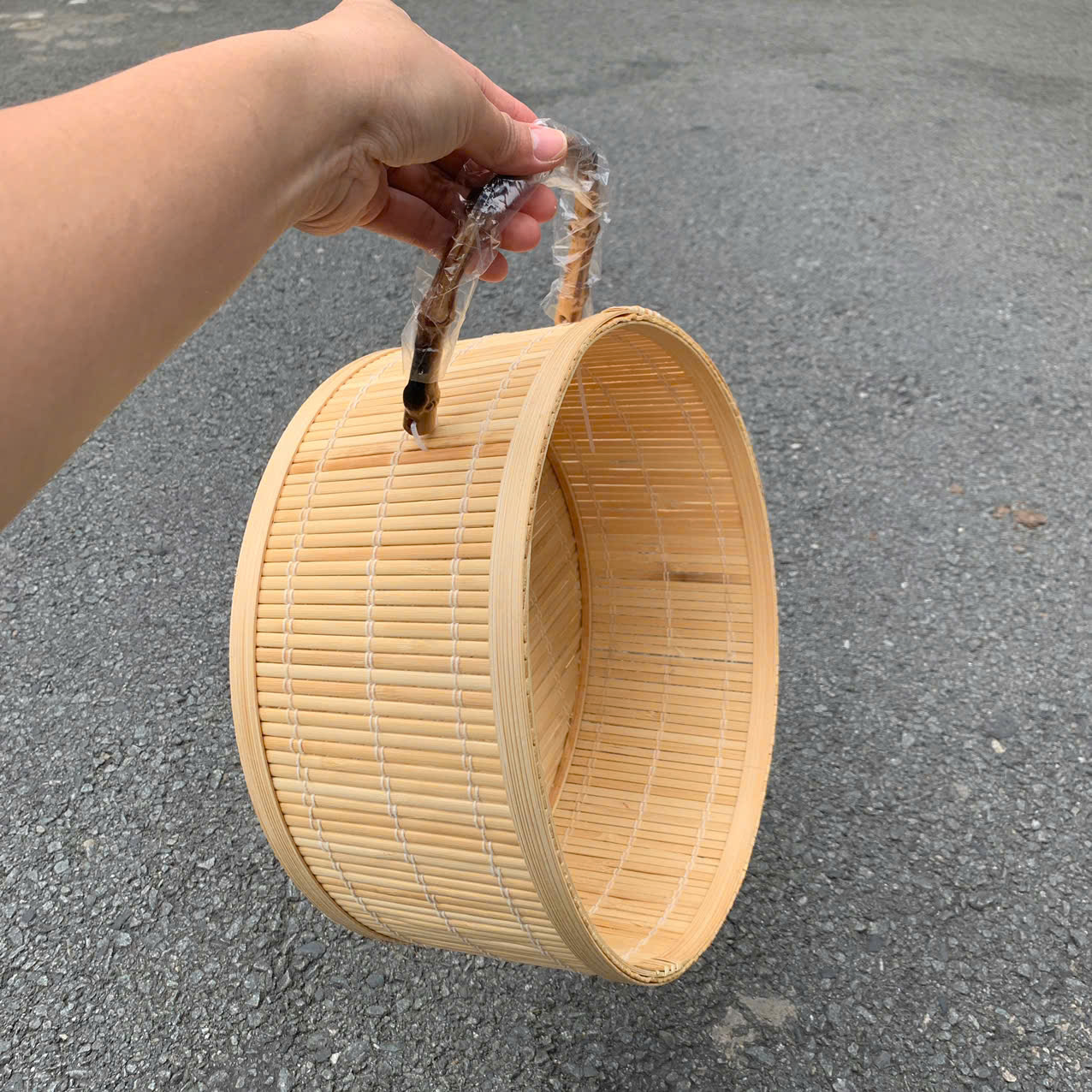 ảnh của sản phẩm Giỏ cắm hoa tròn bằng tre - Giỏ tre tròn cắm hoa, đựng trái cây số 7