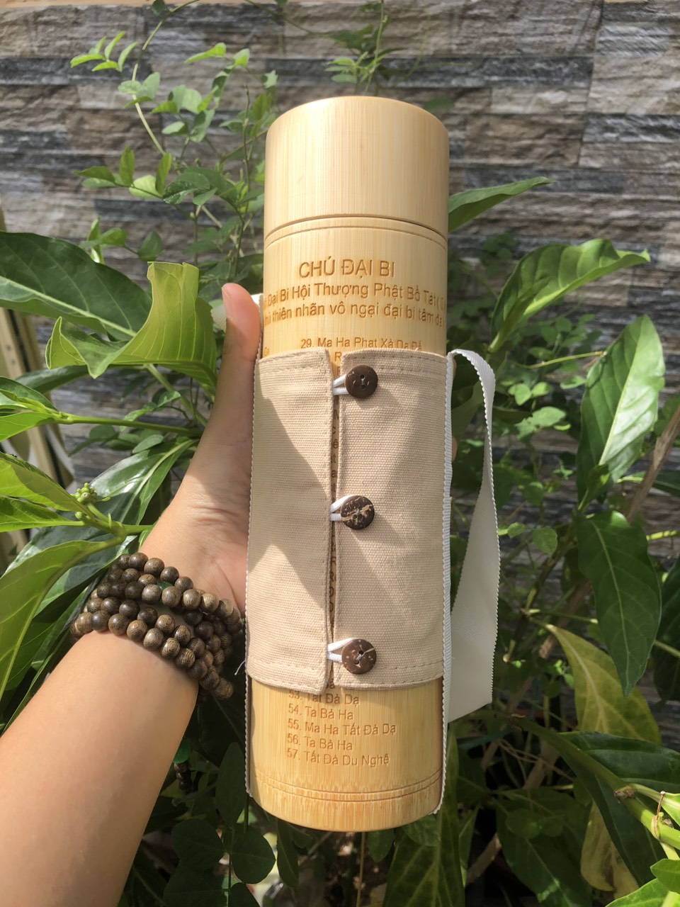 Bình giữ nhiệt tre khắc 84 câu chú đại bi (tặng túi vải) giá 299,000 đang rẻ nhất thị trường