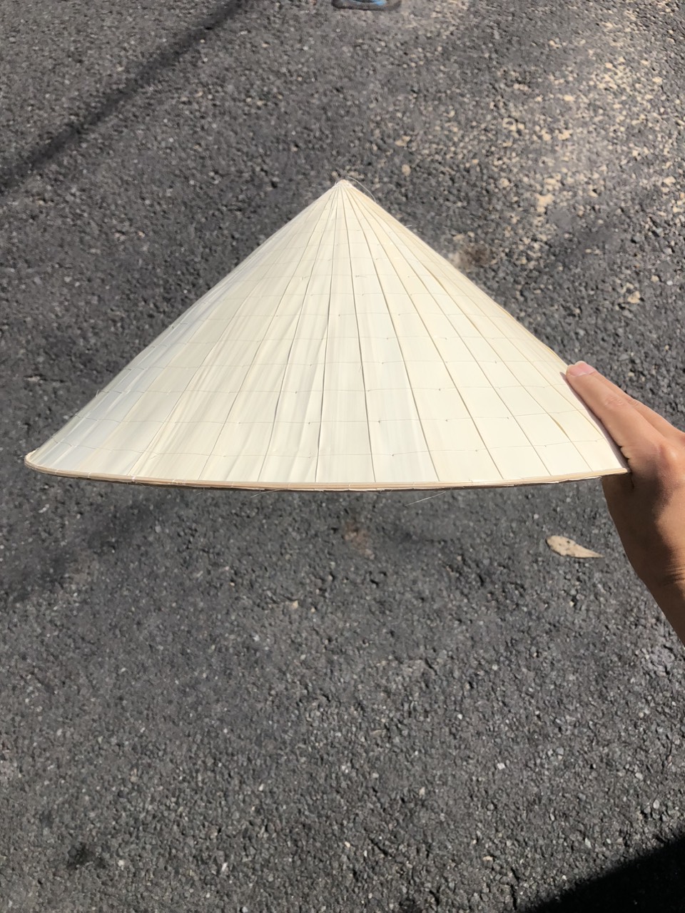 ảnh của sản phẩm Nón lá Huế trang trí deco phong cách đồng quê - Nón lá biểu diễn văn nghệ nhiều kích thước số 12