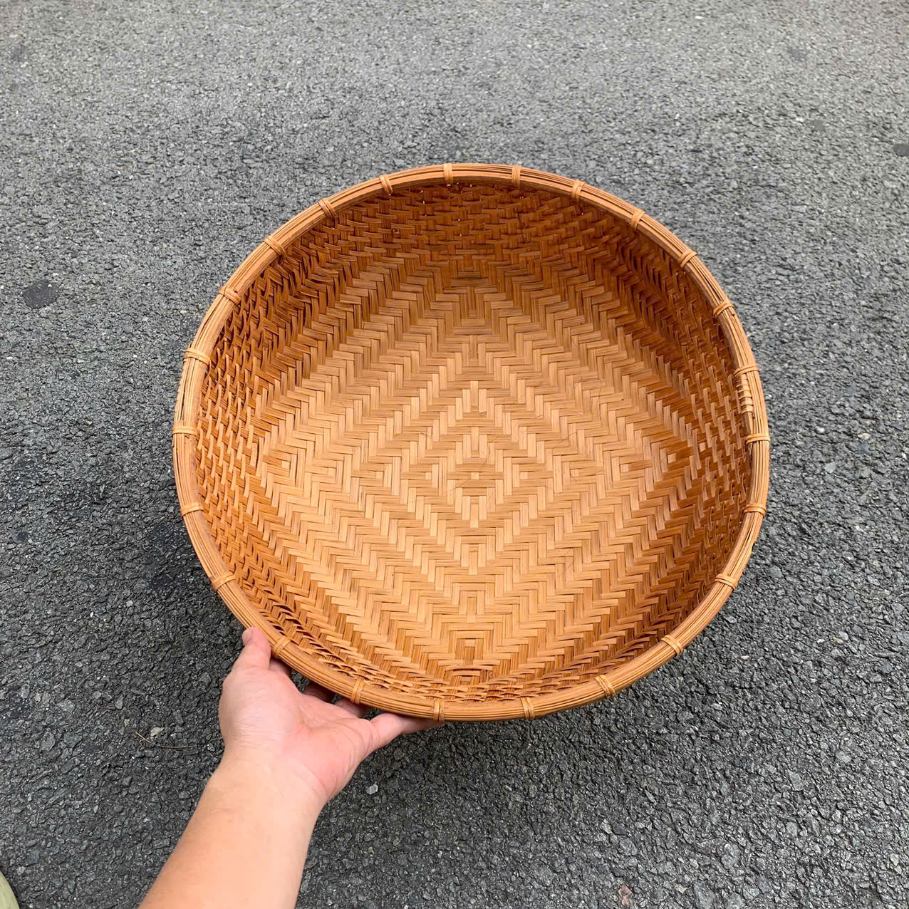 ảnh của sản phẩm Thúng tre hun khói nhiều kích thước- Winnowing Basket số 7